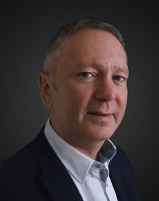 ⁠David East